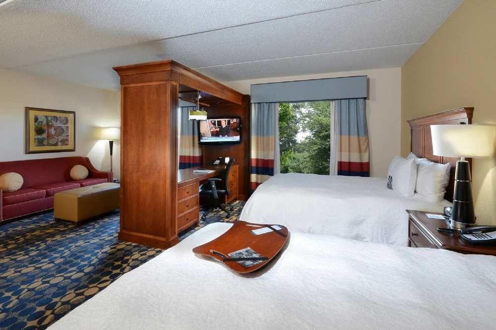 Hampton Inn & Suites Huntersville Dış mekan fotoğraf